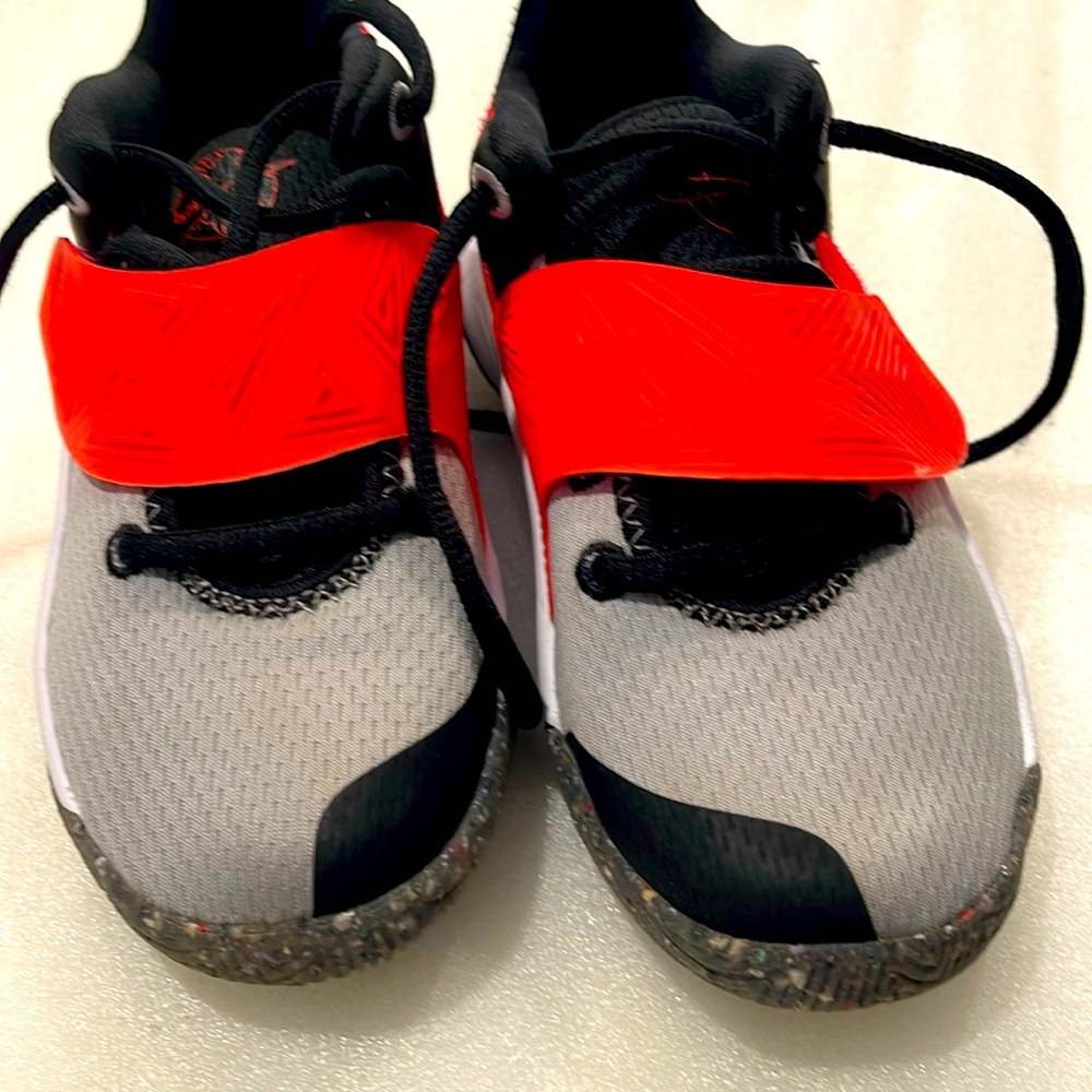 12c new Nike Hightops